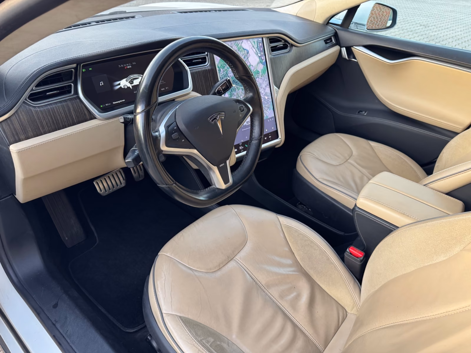 TESLA MODEL S P85 421CH - SUPERCHARGE GRATUITE - SOH 95.8%