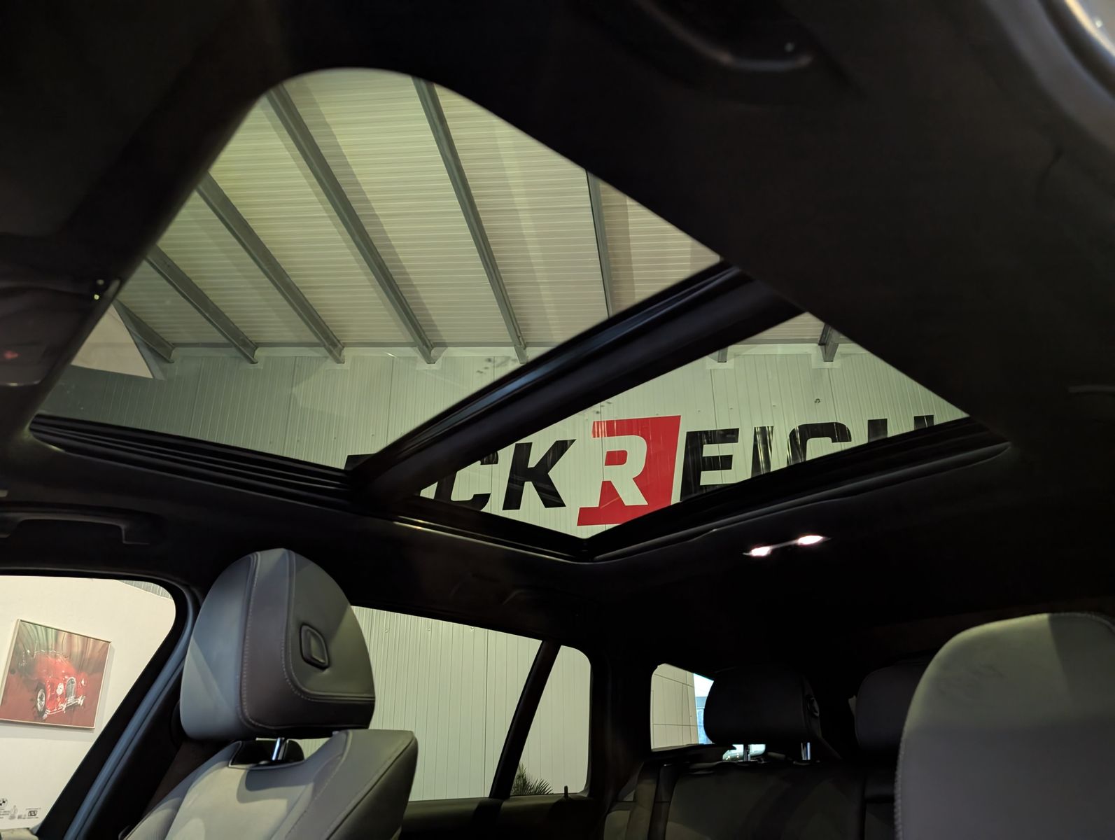 Fahrzeugabbildung BMW 320 d M-Sport Ad-LED ACC Comfort Kamera Pano AHK