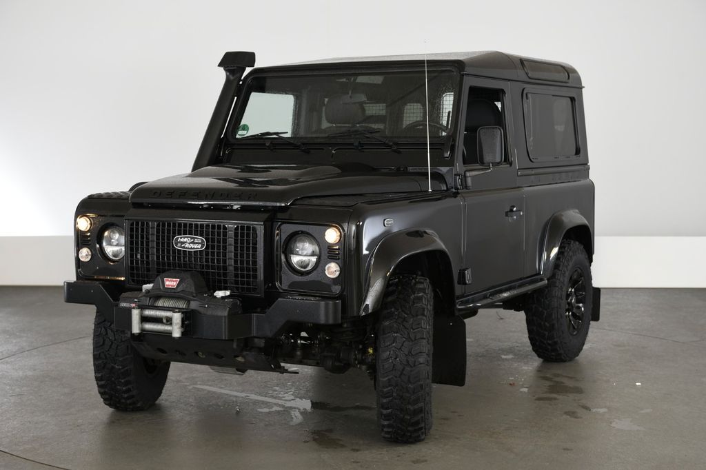 Image of Land Rover Defender