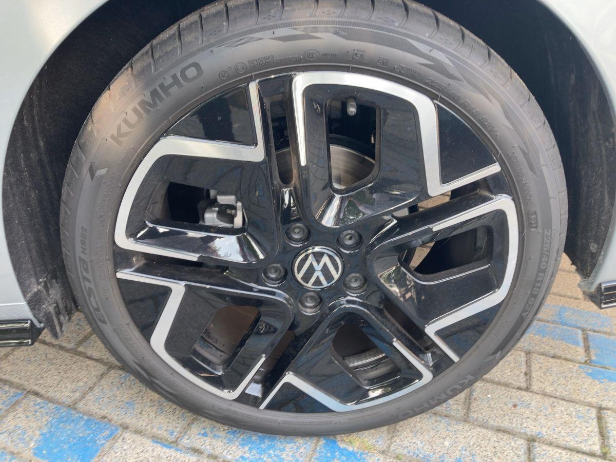 Volkswagen Golf Variant 2.0 TSI DSG 4MOTION R-Line HuD AHK 