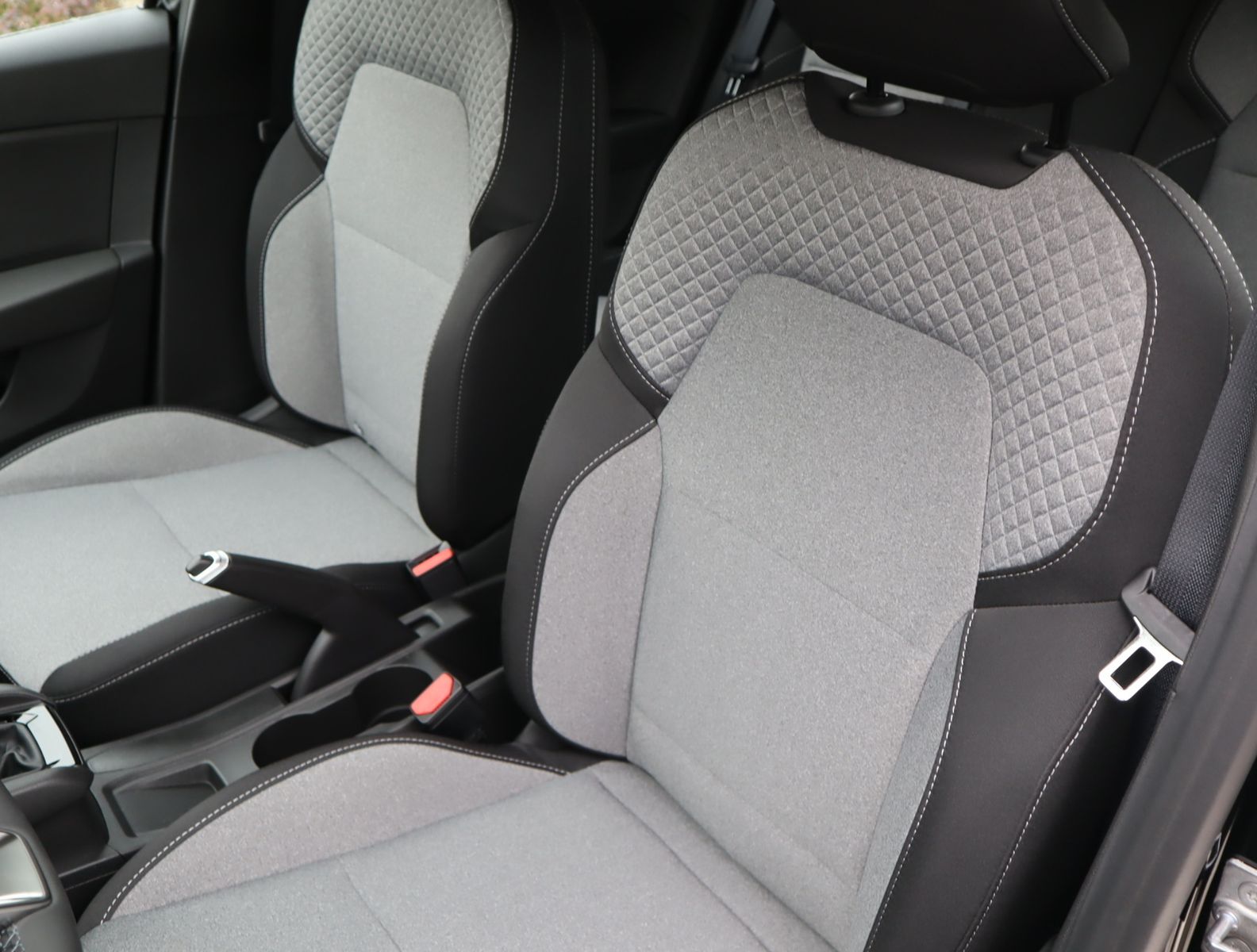 Renault Clio - Bild 15