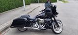 Harley-Davidson FLHX "Street Glide" - CHOPPER