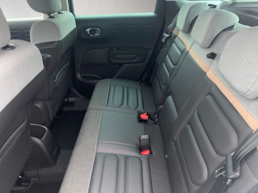 Fahrzeugabbildung Citroën C3 Aircross PureTech 130 Stop & Start EAT6 OPF P