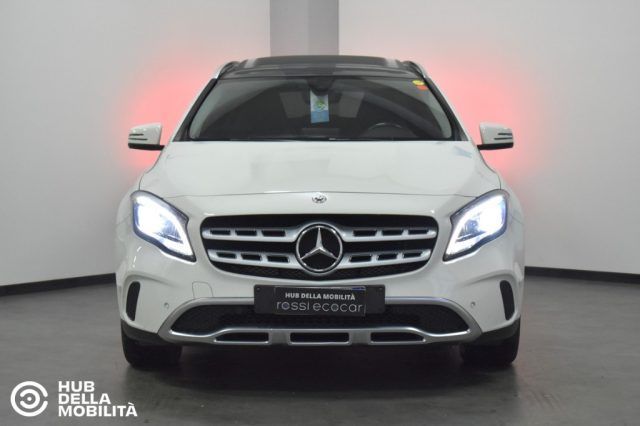 Mercedes-Benz MERCEDES-BENZ GLA 180 d Automatic Sport