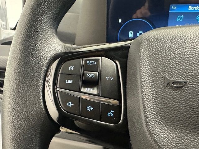 Fahrzeugabbildung Ford Transit Custom Kasten 320 L1 Trend FWD Plug-in H