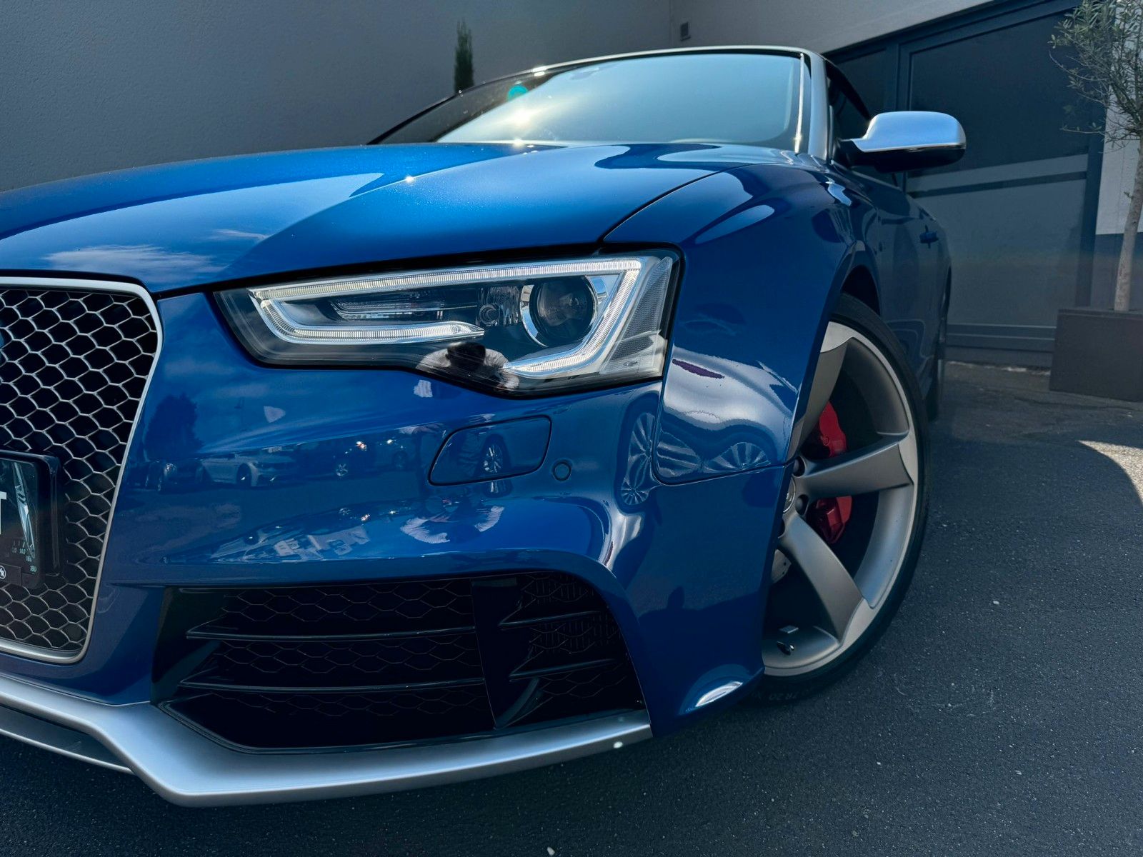 Fahrzeugabbildung Audi RS5 RS 5 Cabriolet 4.2 FSI quattro