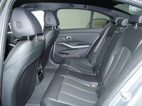 BMW 330 - Vorschau Bild 7