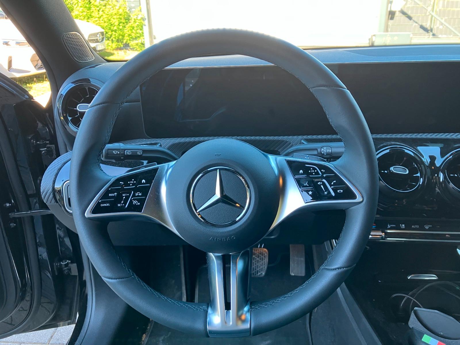 Mercedes-Benz A 250 e