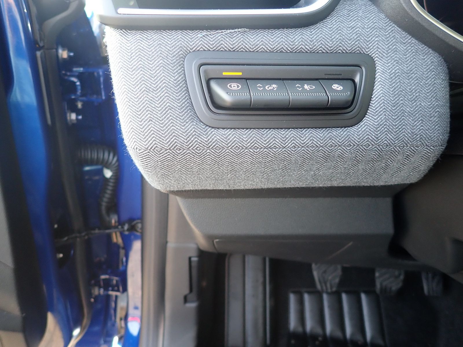 Fahrzeugabbildung Renault Clio KISS TCe 90