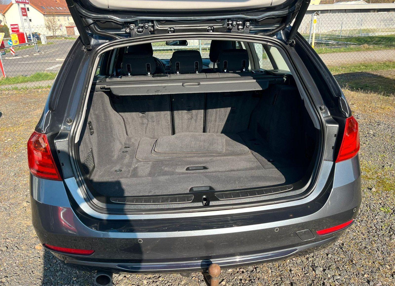 BMW 320 2015 — photo 11