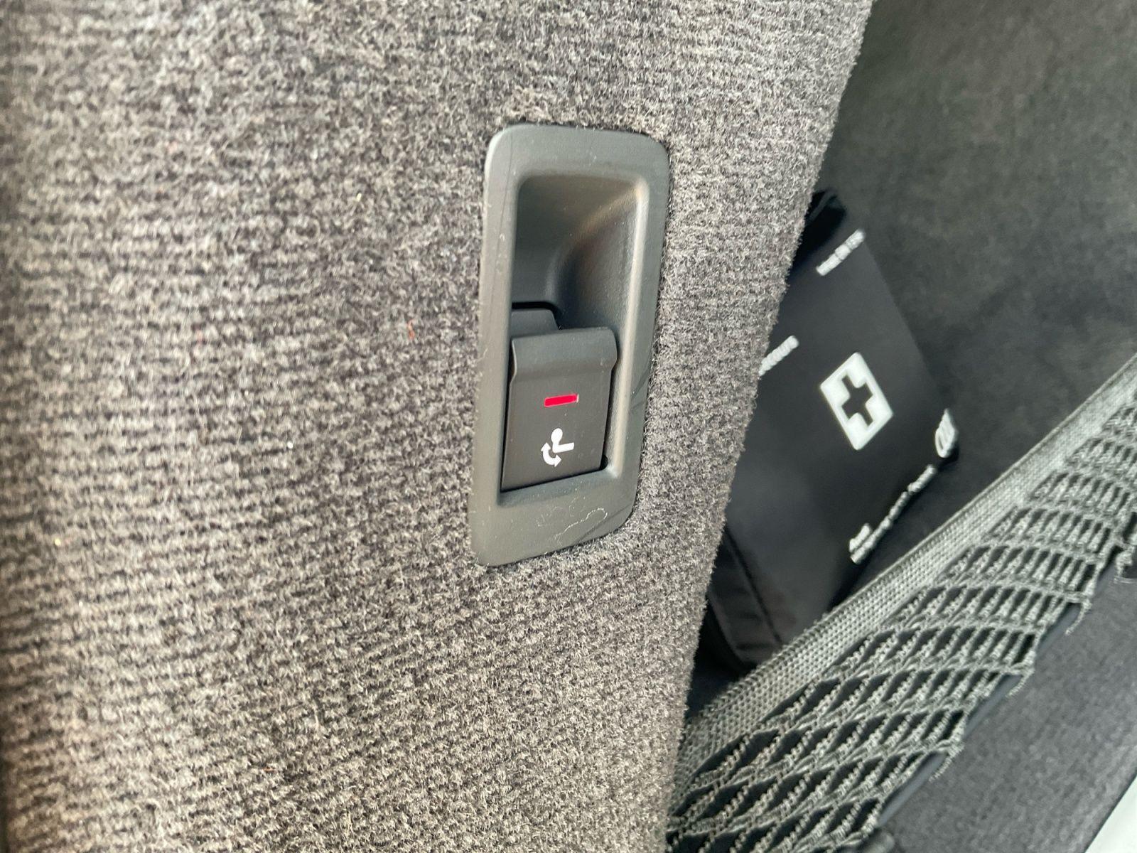 Audi A6 Avant 45 TFSI quattro S-line PANO AHK Carplay