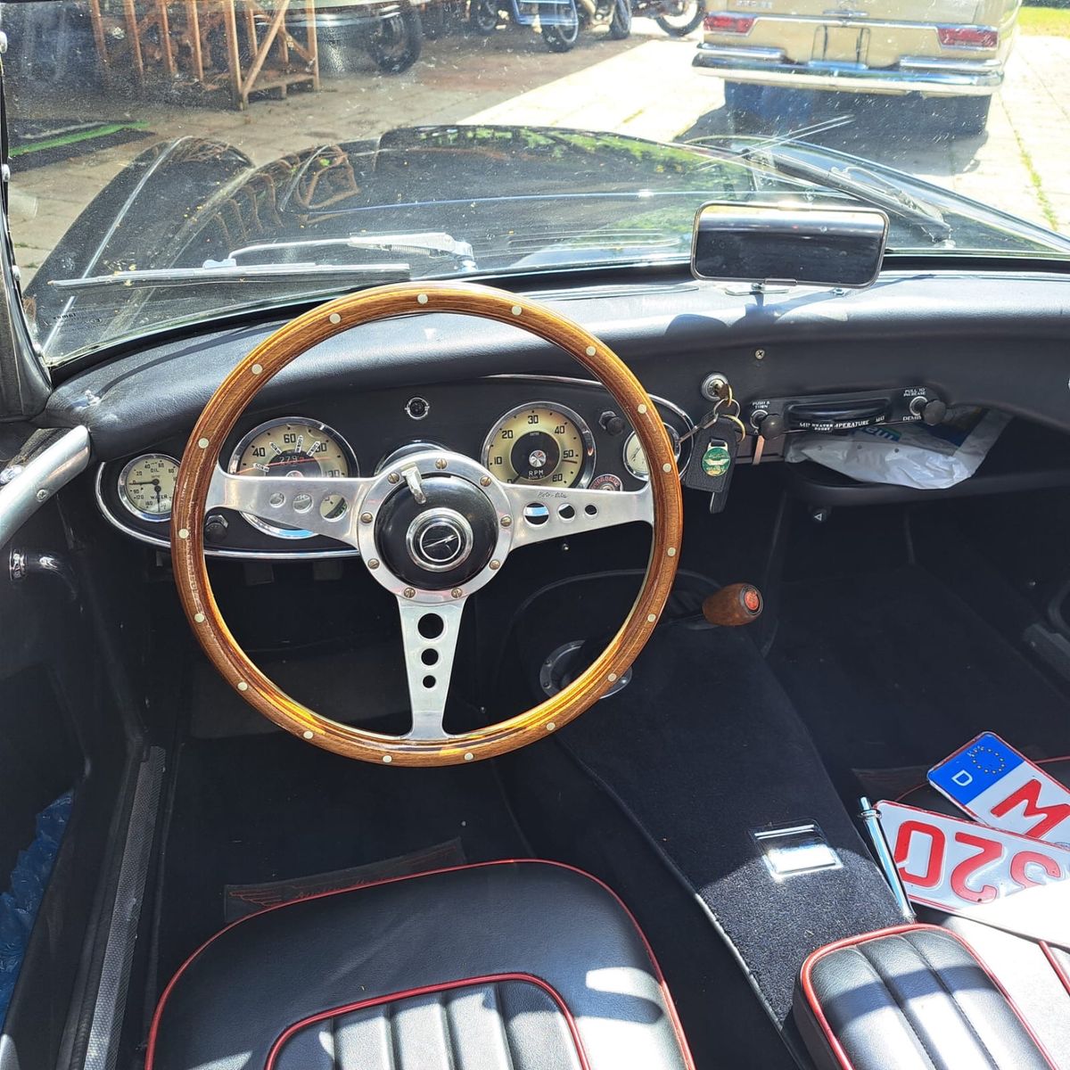 AUSTIN HEALEY ANDERE 12