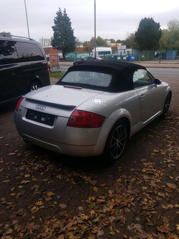 Audi TT Cabriolet