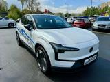 Volvo EX30 Plus AWD Performance Pure Electric - weiße Volvo EX30