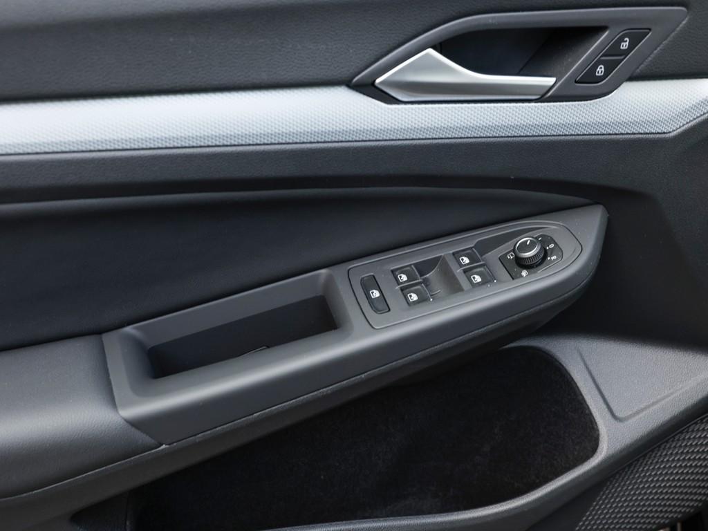 Volkswagen Golf VIII 1.5 TSI Energy AHK/Navi/AppConnect, миниатюра 15