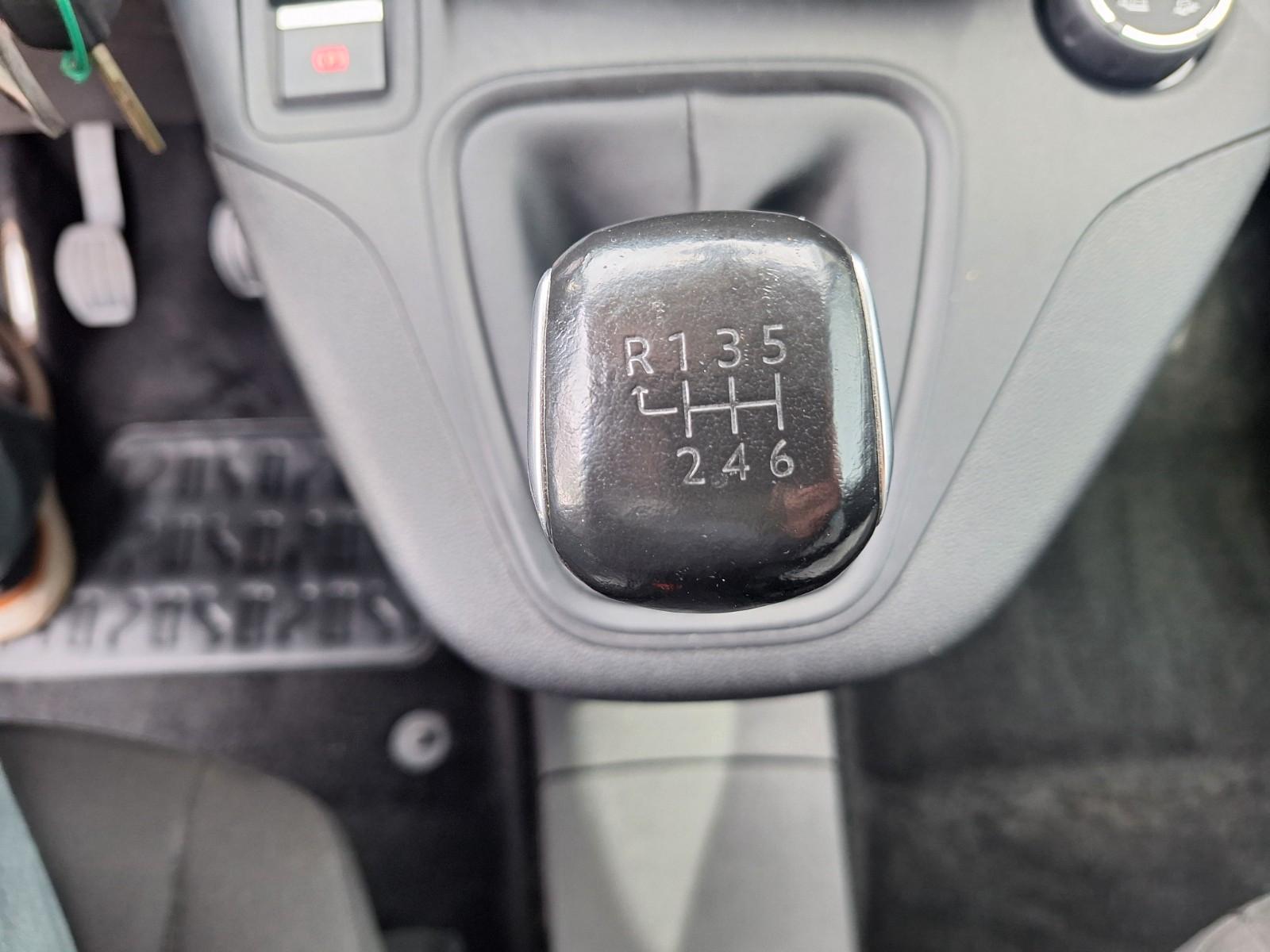 Citroën Berlingo Feel M NAVI DAB PDC RFK SHZ LMF GJR