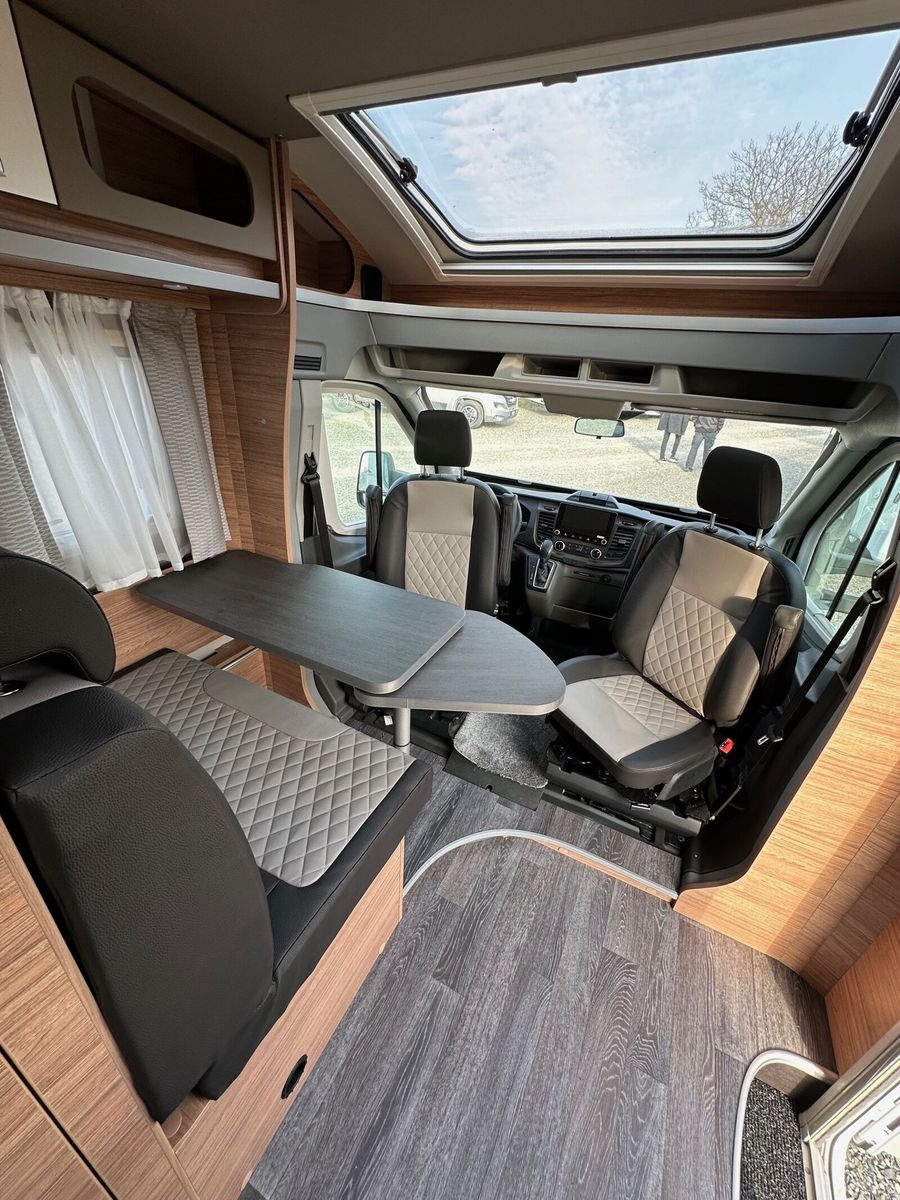 Fahrzeugabbildung Weinsberg CaraLoft Ford 600 MEG Automatik Xenon RFK