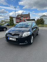 Toyota Auris 2.0 D-4D - - Toyota Auris: 2.0