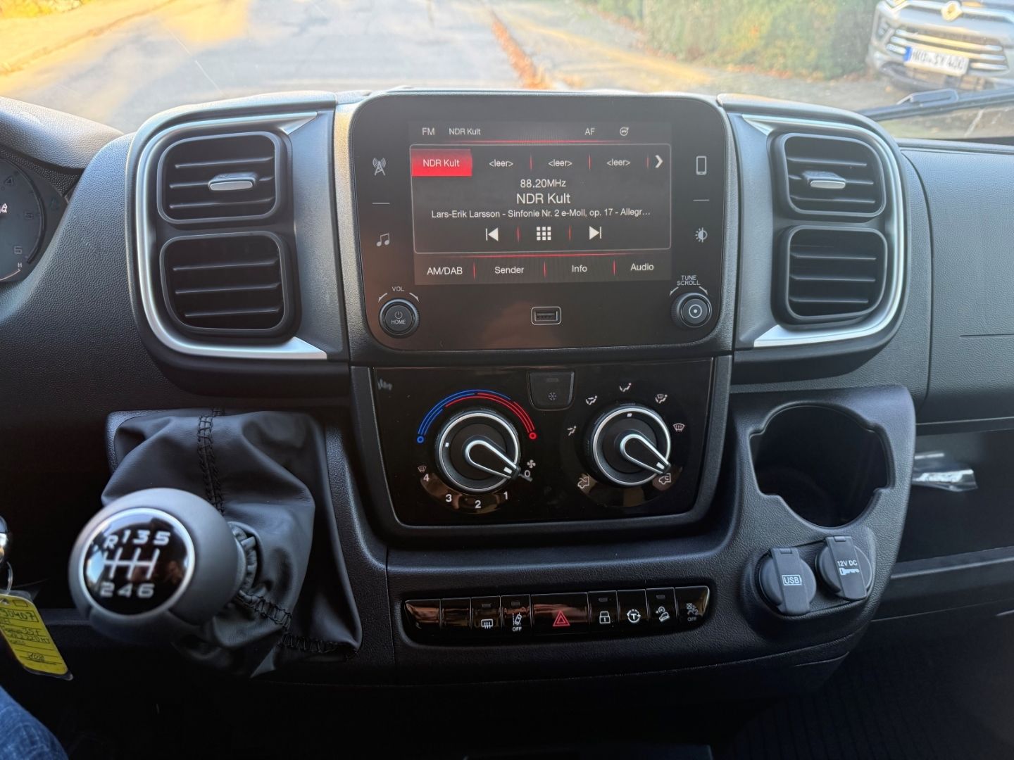 Fahrzeugabbildung Opel Movano 2.2 Cargo L2H2 +Allwetter+Kamera+Carplay