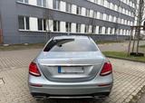 Mercedes-Benz E 220 d AMG Line Autom. - Mercedes-Benz E 220 Gebrauchtwagen in Frankfurt