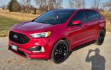 Ford Ein wunderschöner Ford Edge - Ford Edge mit Benzin-Antrieb: Allradantrieb