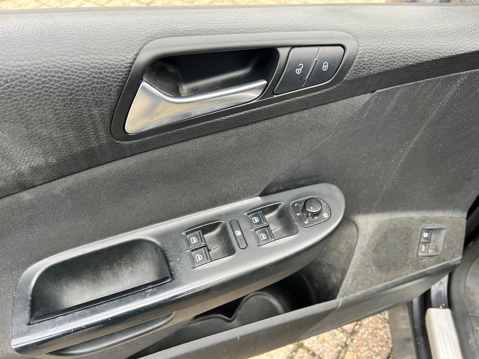 Volkswagen Passat 2008 — photo 12