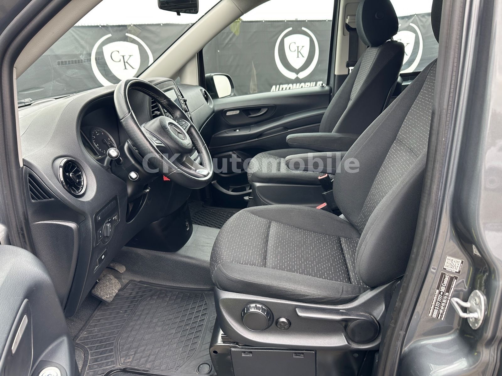 Fahrzeugabbildung Mercedes-Benz Vito Kasten 116 PRO Autom./Navi/Klima/Kamera/AHK