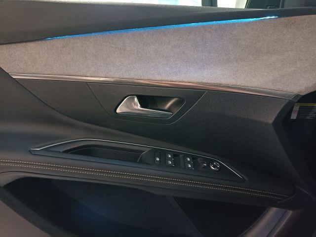 Peugeot 3008 PureTech 130 EAT8 GT *Schiebedach*el. Heckk