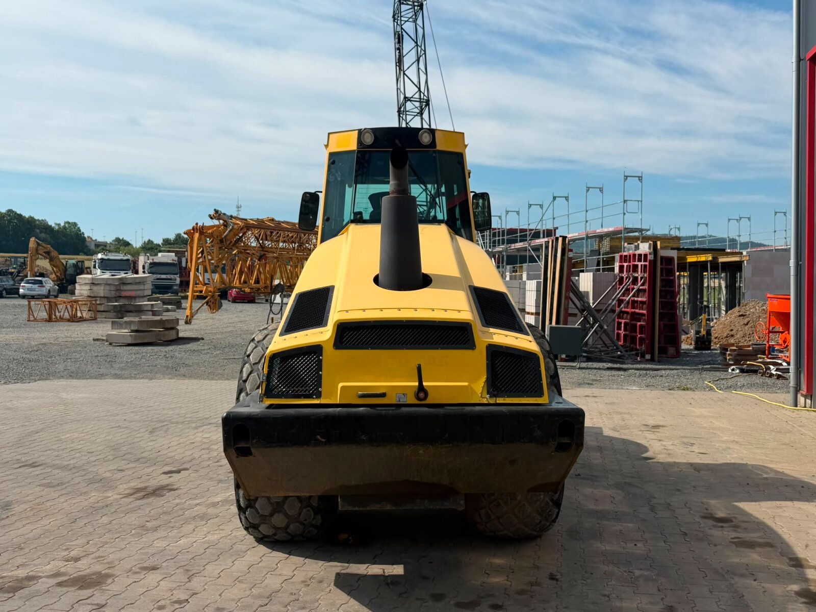 Fahrzeugabbildung BOMAG BW 219 DH-4 Walenzug / TOP ZUSTAND