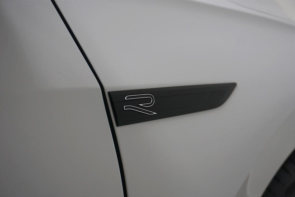 Volkswagen Golf 8 1.5eTSI DSG 2xR-Line Virtual AHK, миниатюра 7