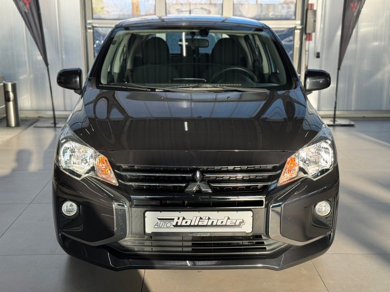 Fahrzeugabbildung Mitsubishi Space Star 1.2 Select "Klima Allwetterreifen"