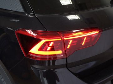 Fahrzeugverkauf 26 Volkswagen T-Roc 1.5 DSG R-Line Black AHK Pano Matrix Kame.