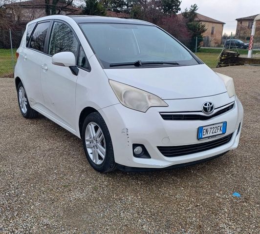 Toyota Verso-S 1.3 MT Style