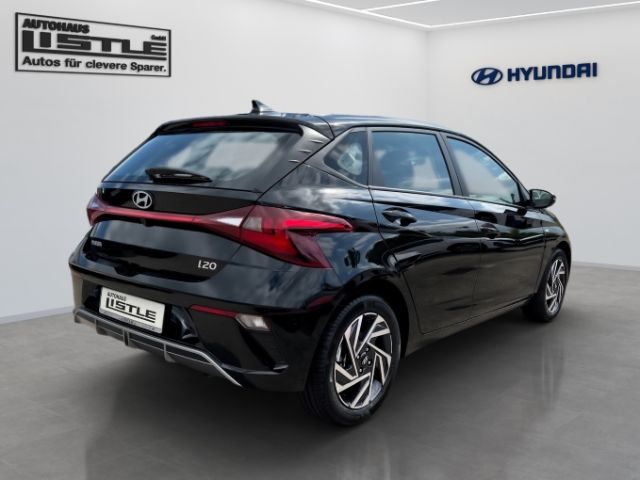 Fahrzeugabbildung Hyundai i20 Facelift 1.0 T-Gdi 48V DCT 100PS Trend Navi