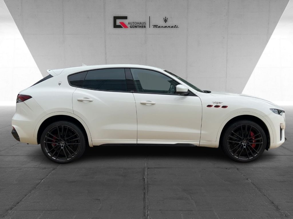 Maserati Levante Trofeo V8 581 HP Bowers 22'' Pano Carbon foto 5