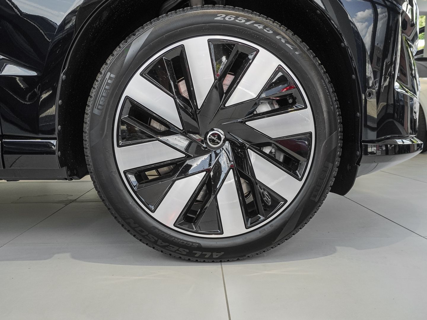 Volvo EX90 Plus Pure Electric AWD 7-Sitzer imagem 3