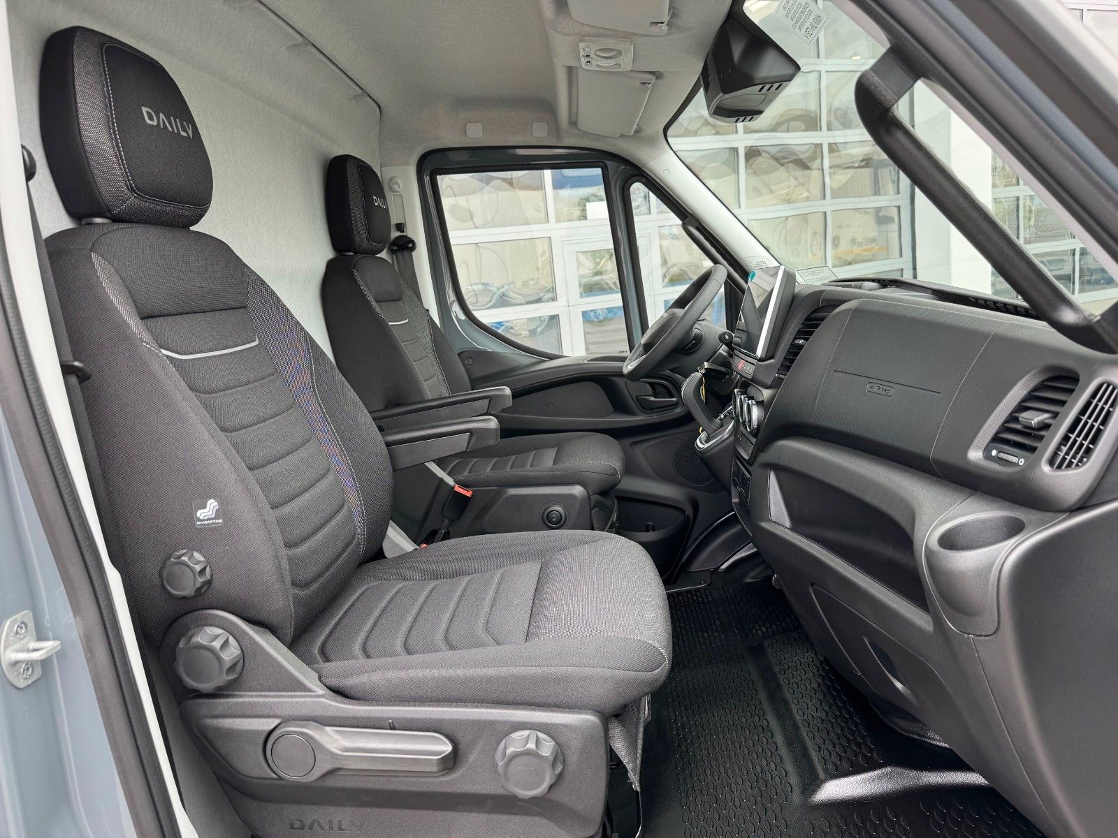 Fahrzeugabbildung Iveco Daily 70C21 3.0L *L4*H3*Automatik*LED*Luft*