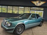 Mercedes-Benz 200E W124 STANDHEIZUNG/SSD/MALACHIT/LM-OZ - Mercedes-Benz E 200: Grün