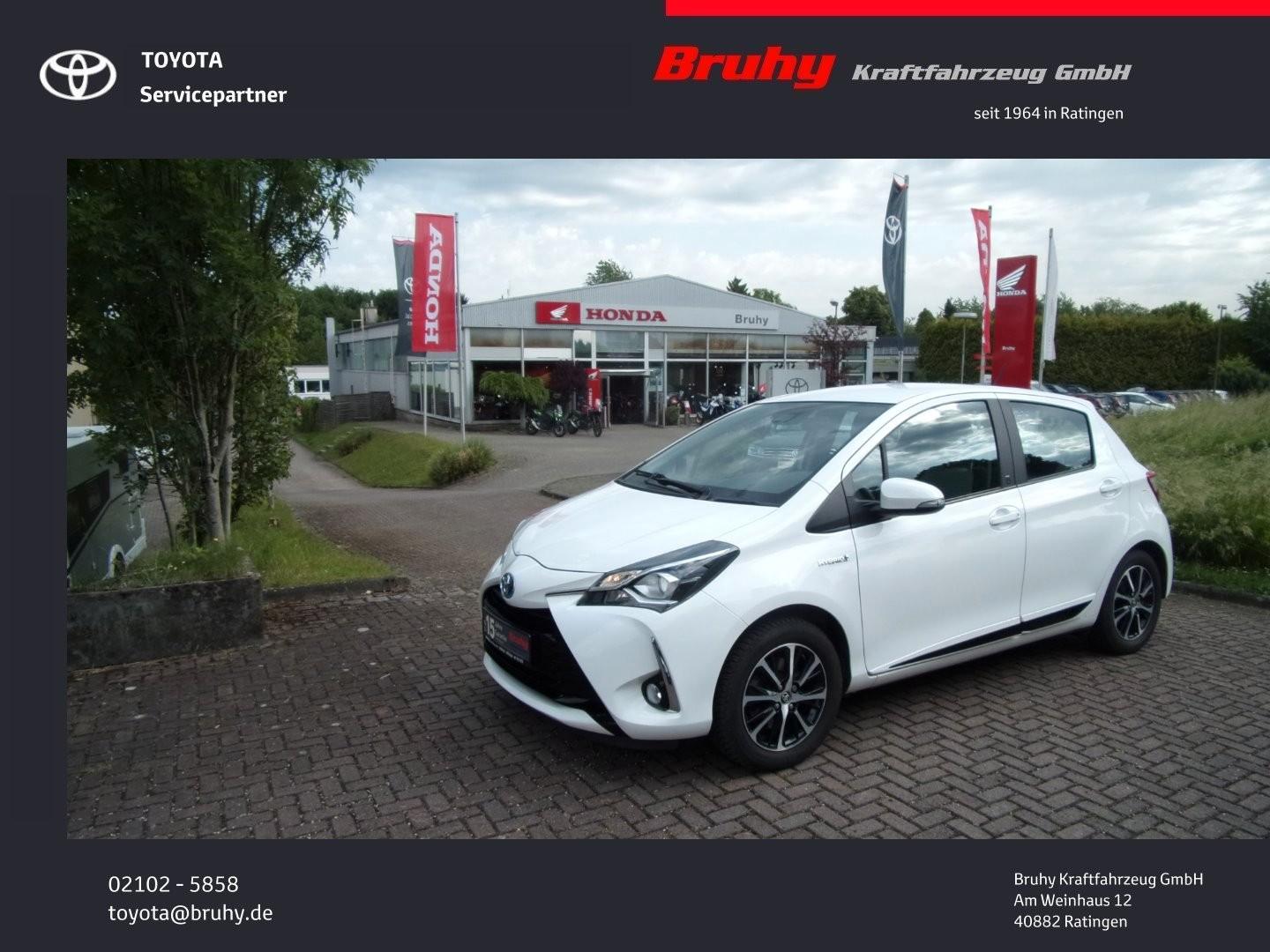 Toyota Yaris Hybrid Team D Kamera Allwetter