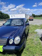 Mercedes-Benz E 220 CDI (W210)  Zuverläss... - gebrauchte Mercedes-Benz E 220 aus dem Jahr 1999