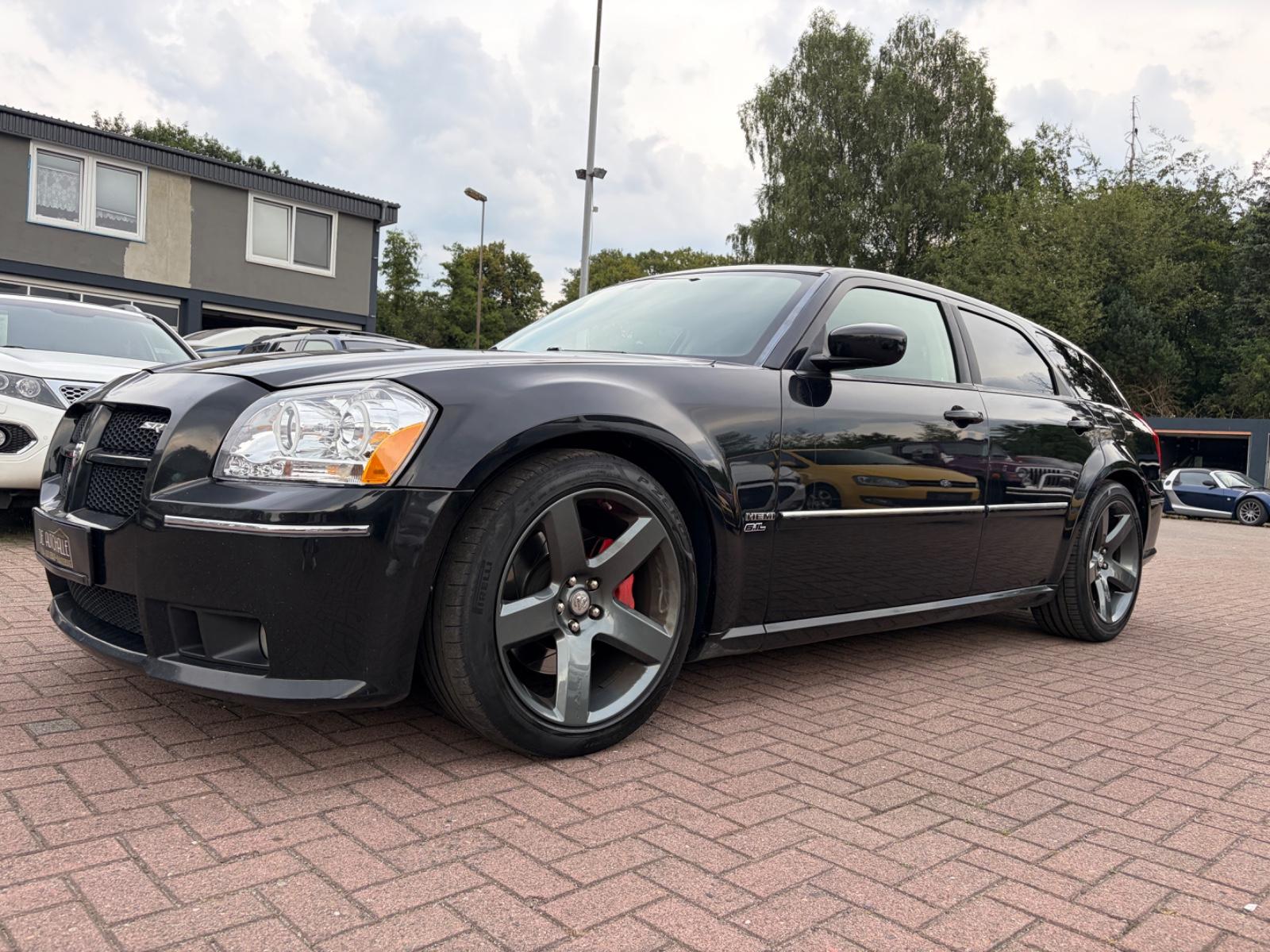 Dodge Magnum SRT8 6.1*300 C SRT8*HU/AU neu !top