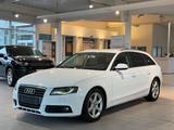Audi A4 Avant Ambition*KLIMAAUT.*Bi.X*SHZ*STH*PDC*LED - Audi A4 aus 2010: Kombi