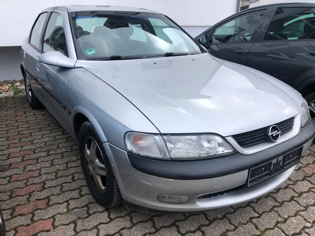 Opel Vectra 2.0 16V Elegance Automatik Klima NeueTüv