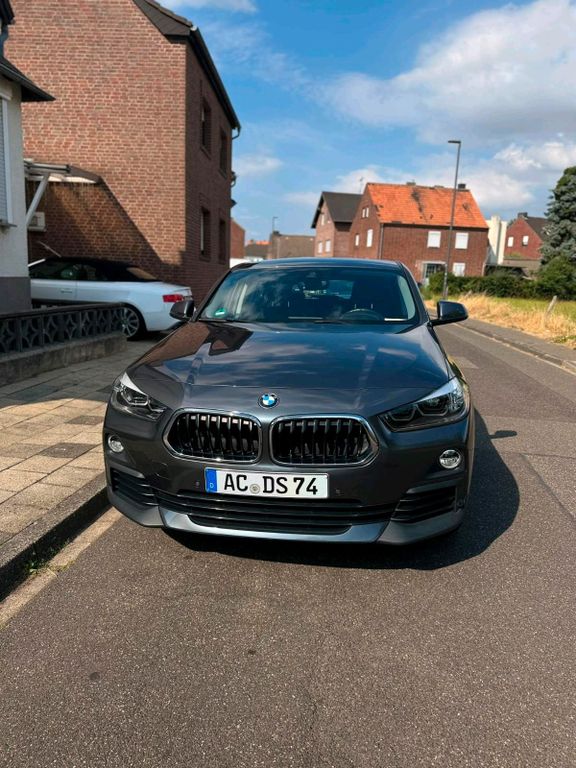 Image of BMW iX2