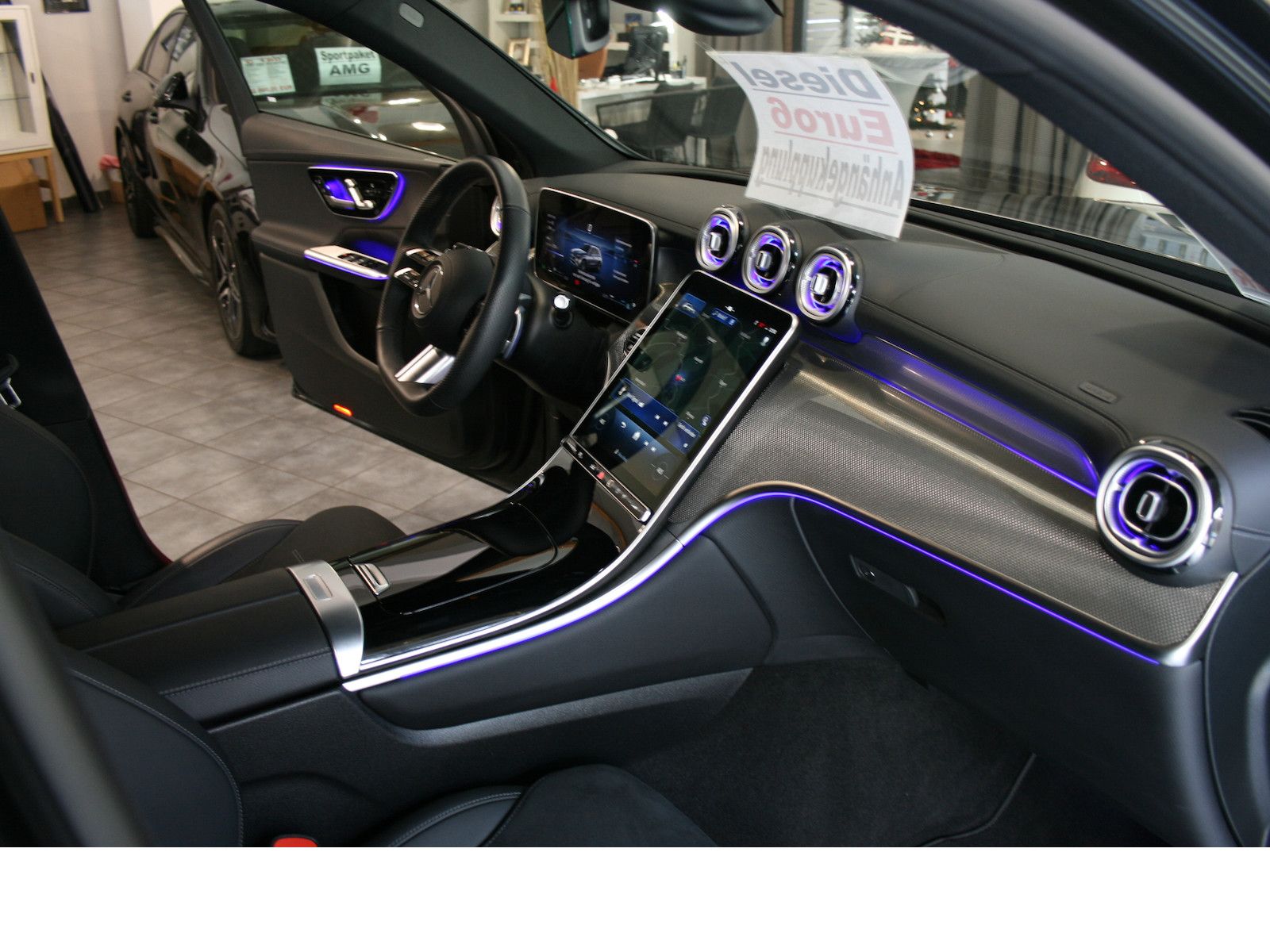 Fahrzeugabbildung Mercedes-Benz GLC 220 d 4M Edition AMG*Night*AHK*Memory*Distro