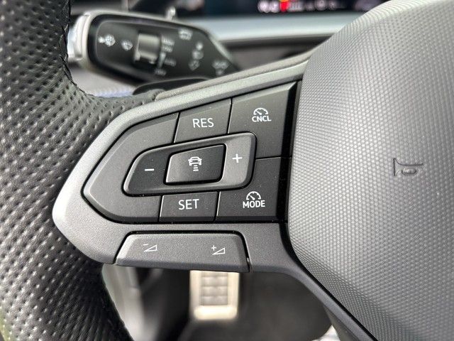 Tayron R-Line 1.5 TSI eHybrid AHK PANO HUD H&K
