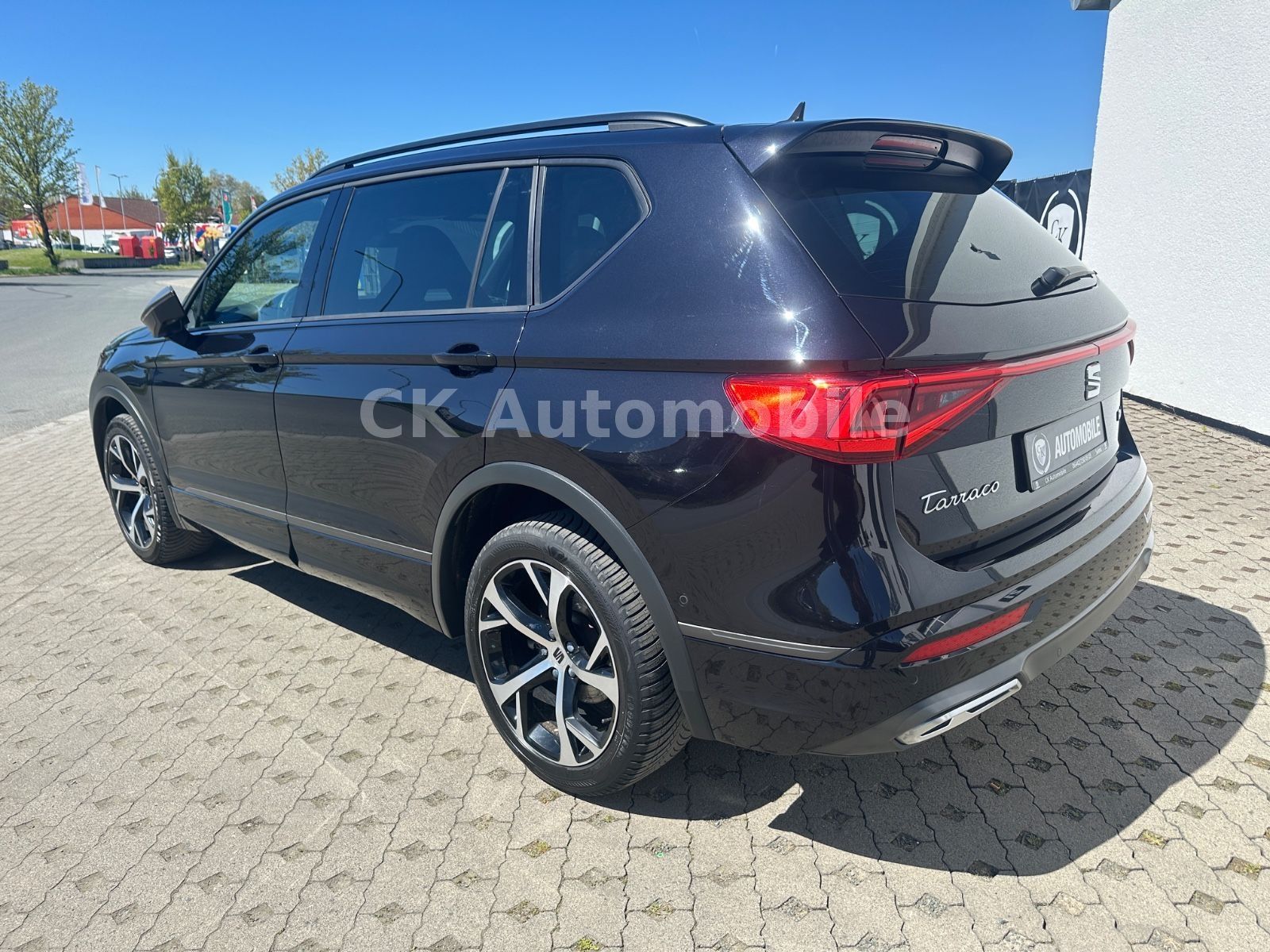 Fahrzeugabbildung SEAT Tarraco FR 4Drive 2.0TDI/Navi/Pano/LED/ACC/AHK