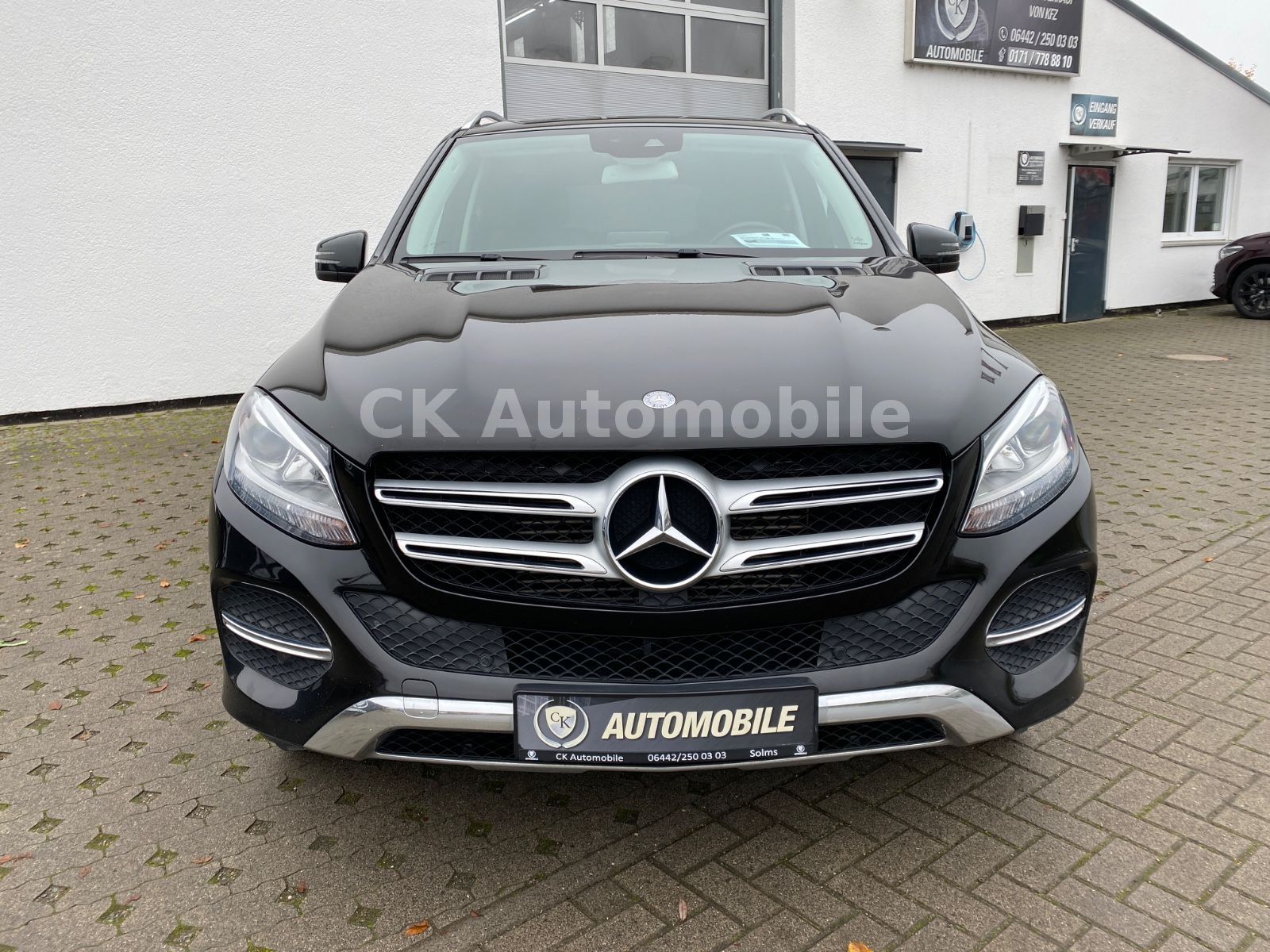Fahrzeugabbildung Mercedes-Benz GLE 350d 4Matic/Navi/Rückfahrkamera/Tempomat