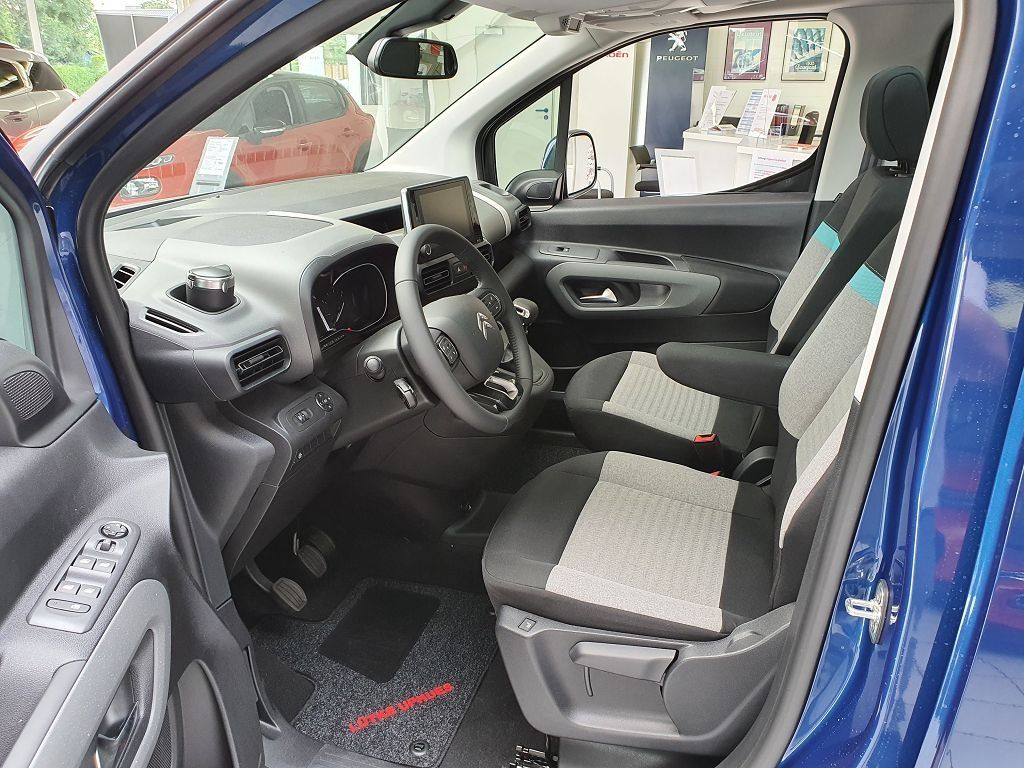 Fahrzeugabbildung Citroën Berlingo M BlueHDi 130 S&S Navi Apple CarPlay