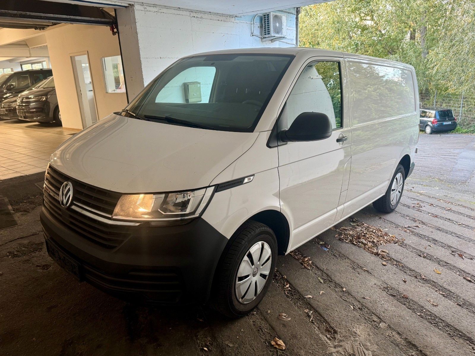 Volkswagen T6 Transporter 2.0 TDI DSG KR Klima, AHK imagem 3